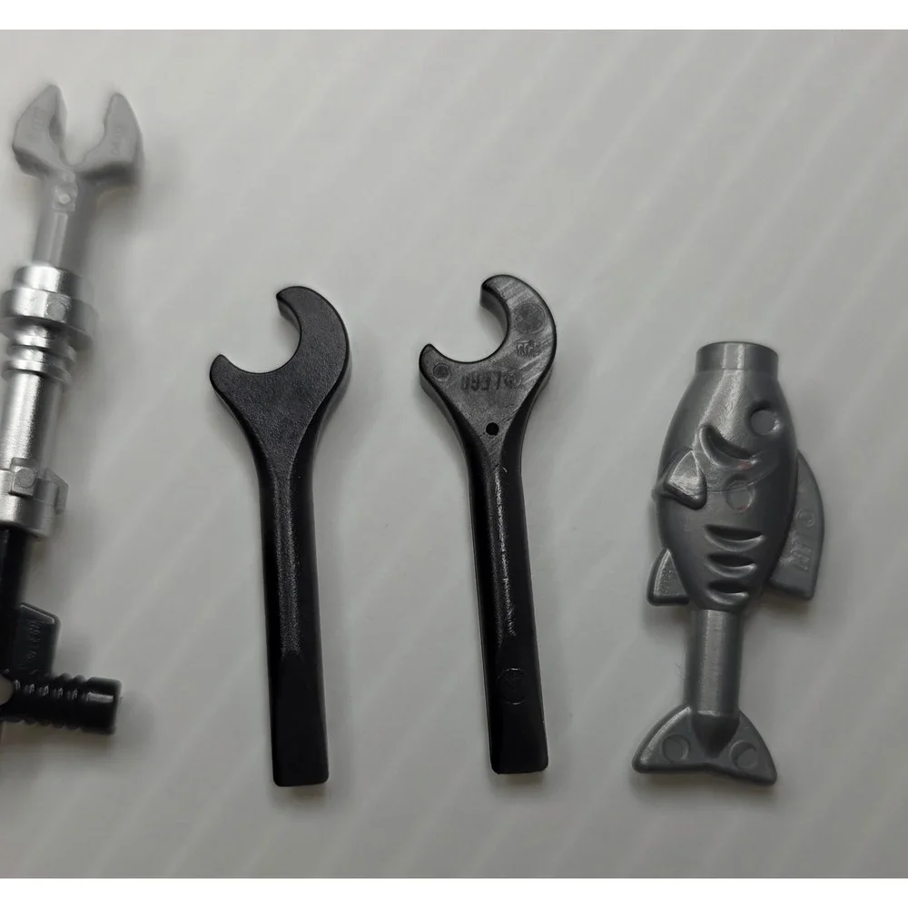 LEGO Minifigure Tool & Accessory Lot Wrenches Fish Red Spoon Mixed Parts